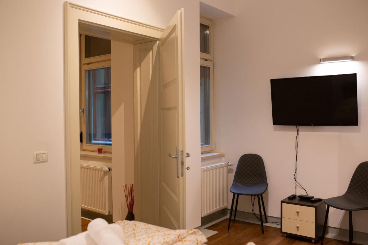 Alessia Apartment In The Old Town Timisoara Exterior foto